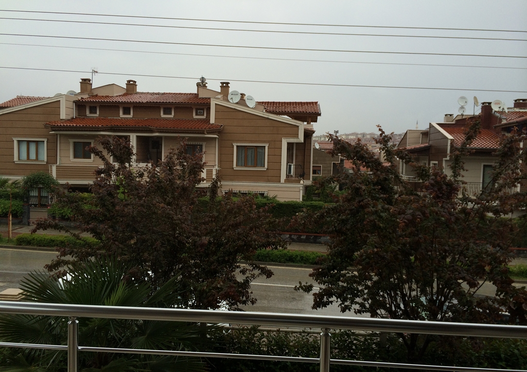 Çamlıca Gümüştepe Havuzlu Sitede Fırsat Villa 