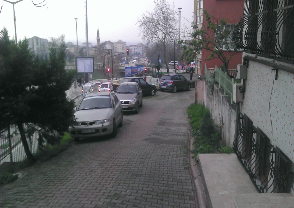 Gökdere Bulvarı Cadde Üstü Site İçi Kış Bahçeli Daire 